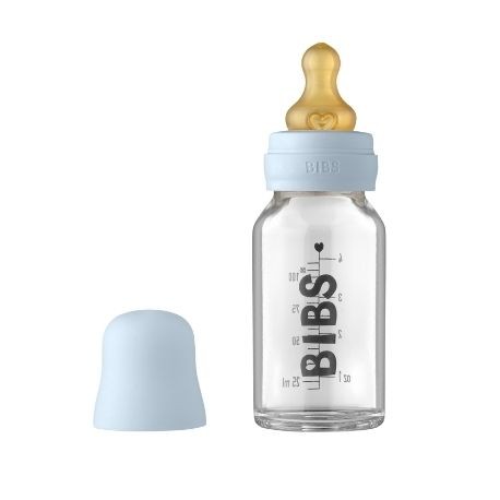 Se BIBS Bottle - Komplet Sutteflaskesæt - Lille - 110 ml. - Baby Blue hos byhappyme.com