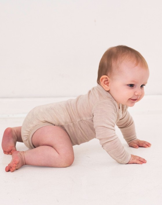 Baby bodysuit with long sleeves and round neckline in 100% organic merino wool